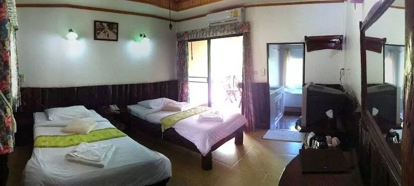 اتاق سوپریور, Saiyok River House