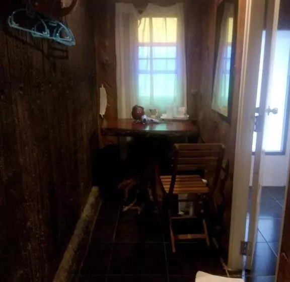 اتاق استاندارد با چشمانداز باغ, Saiyok River House