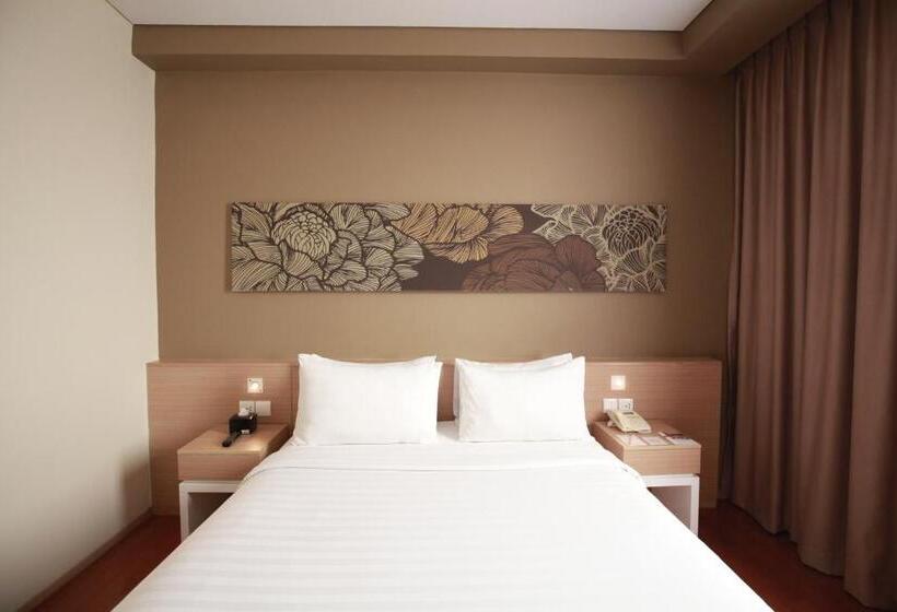Номер Economy, Swissbelinn Airport Jakarta