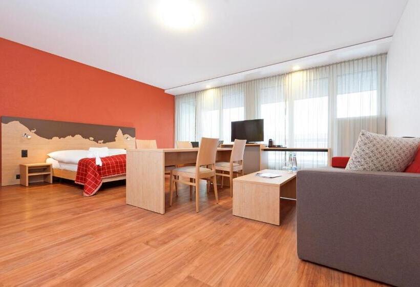 דירת חדר עם טרסה, Swiss Ever Zug Swiss Quality