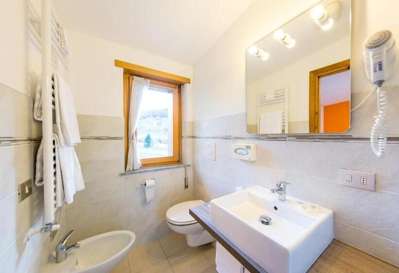 חדר סטנדרט לשלושה, Vallecetta