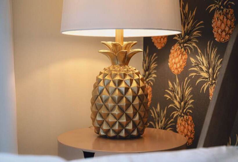 غرفة سوبيريور, Peninsula Bed & Cocktails