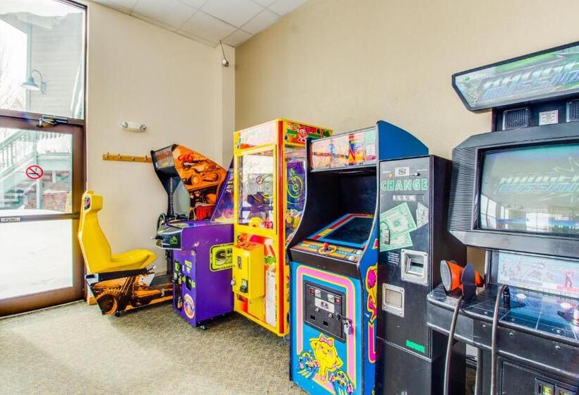 带2个卧室的公寓, Treehouse 108