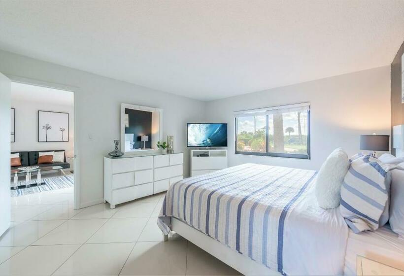 شقة غرفة نوم واحدة بالطابق الأرضى, Canaveral Towers