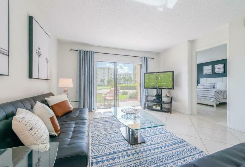 شقة غرفة نوم واحدة بالطابق الأرضى, Canaveral Towers