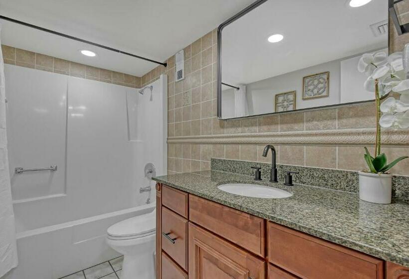 شقة غرفتين مطلة على البحر, Canaveral Towers