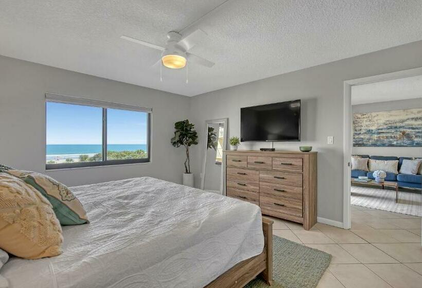 شقة غرفتين مطلة على البحر, Canaveral Towers