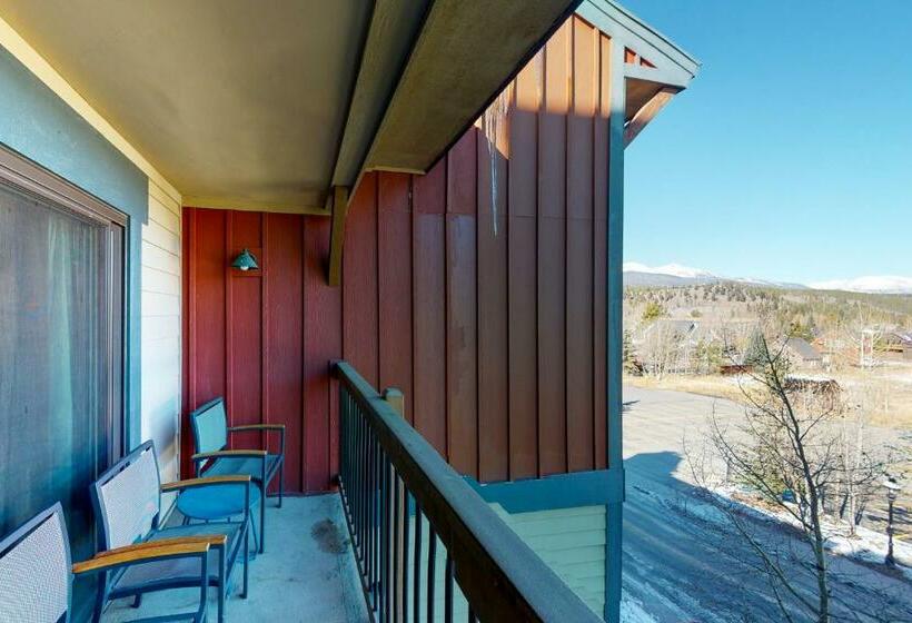 침실 4개 주택, Longbranch Condo #301