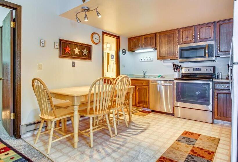 Апартаменты 2 Спальни, Red Pine Canyons View Condo