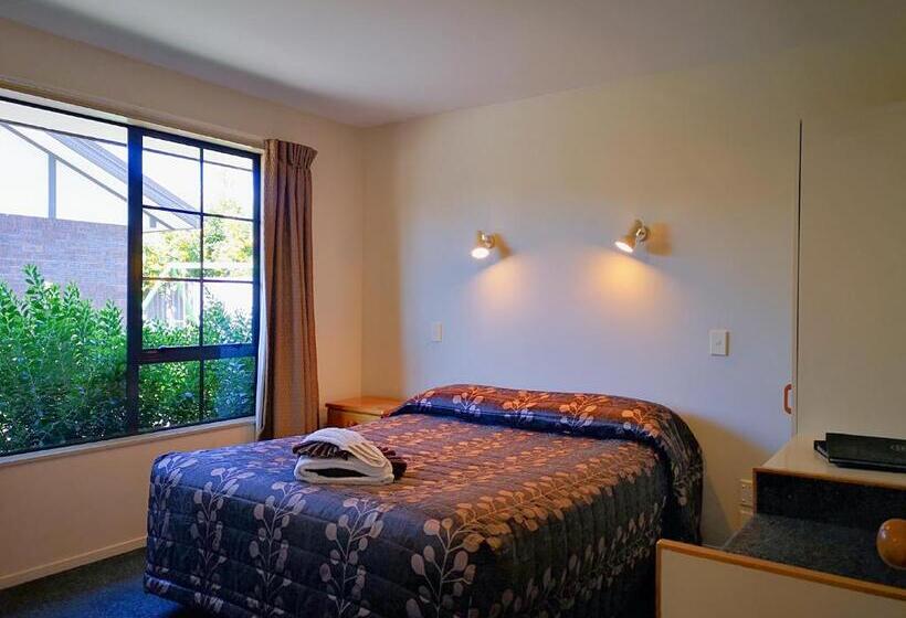 침실 2개 아파트, Aston Court Motel
