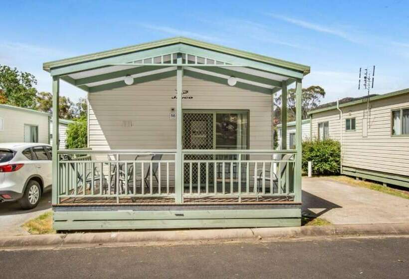 小室, Breeze Holiday Parks Halls Gap