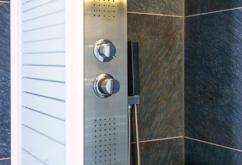 סוויטה, Cosmopolitan