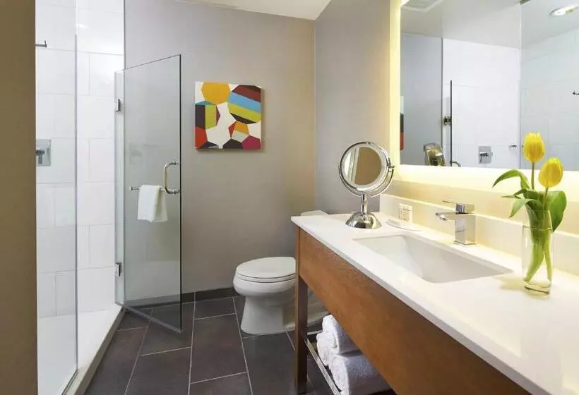 キングサイズベッドのスタンダードルーム, Courtyard by Marriott Sunnyvale Silicon Valley