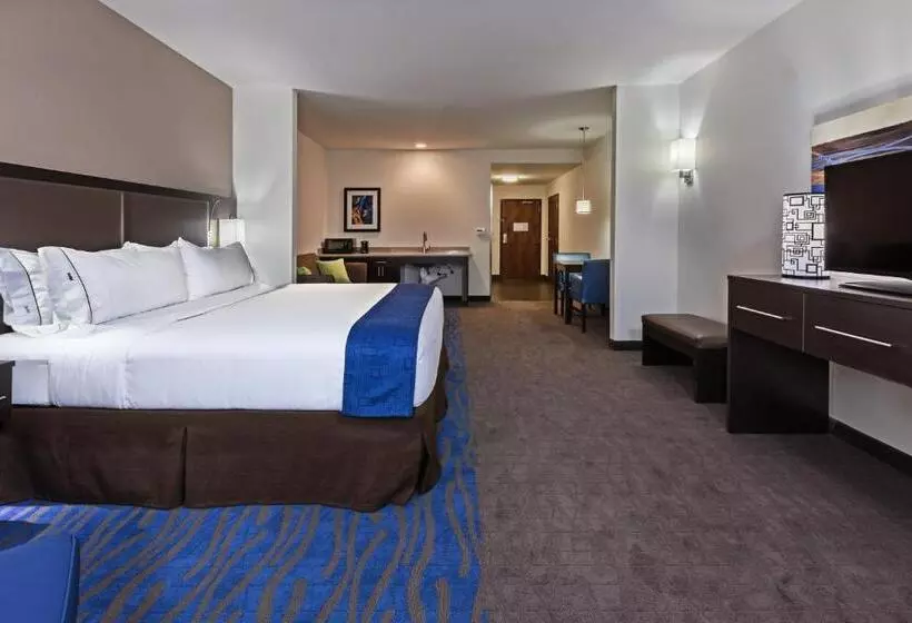 キングサイズベッドのスイートルーム, Holiday Inn Express & Suites Glenpool Tulsa South By Ihg