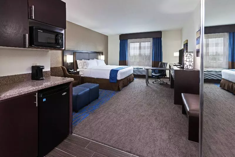 キングサイズベッドのエクゼクティブルーム, Holiday Inn Express & Suites Glenpool Tulsa South By Ihg