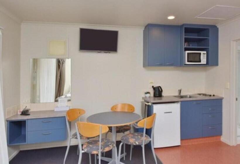 Апартаменты Deluxe 1 Спальня, Northcote Motor Lodge