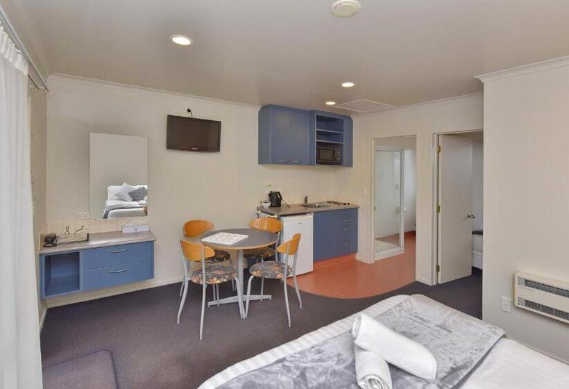 شقة غرفة واحدة, Northcote Motor Lodge