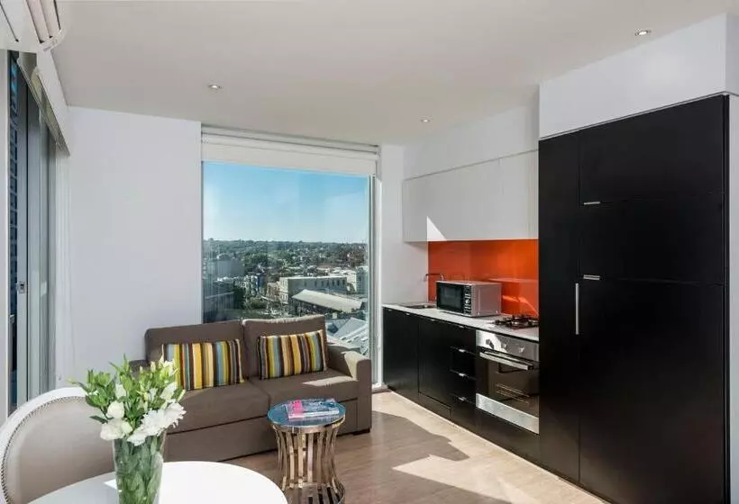 スタンダードスタジオ, Oaks Melbourne South Yarra Suites