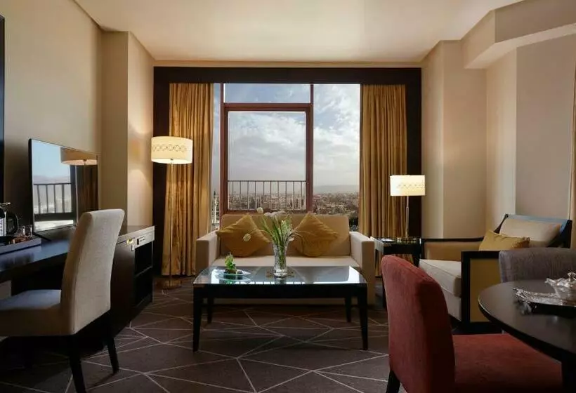 Juniorsviitti King-vuode, Pullman Zamzam Madina
