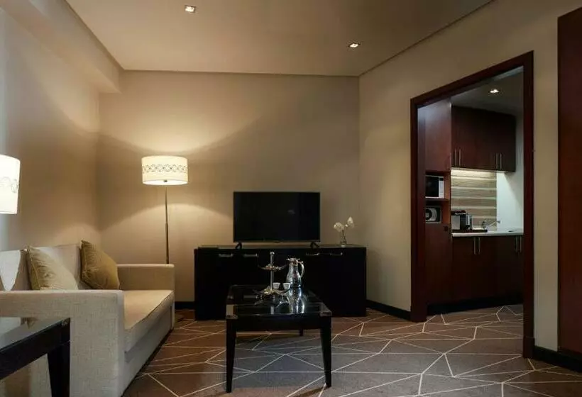 Juniorsviitti King-vuode, Pullman Zamzam Madina
