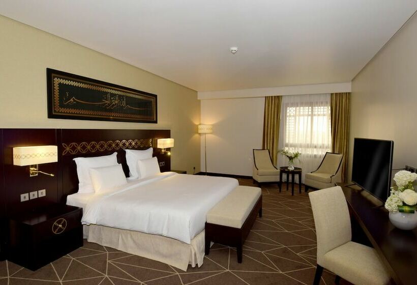 Люкс Повышенной Комфортности, Pullman Zamzam Madina