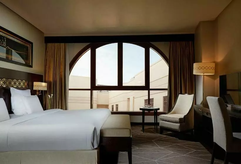 Classic Interior Room, Pullman Zamzam Madina