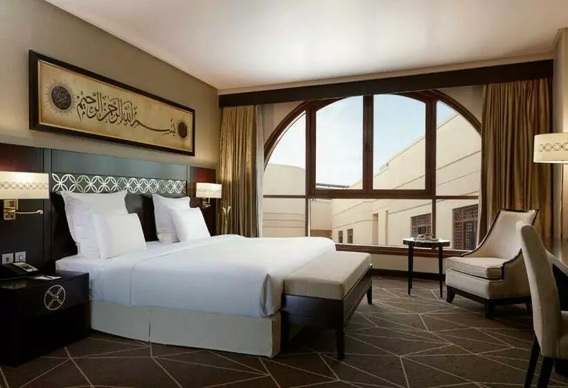 Classic Interior Room, Pullman Zamzam Madina