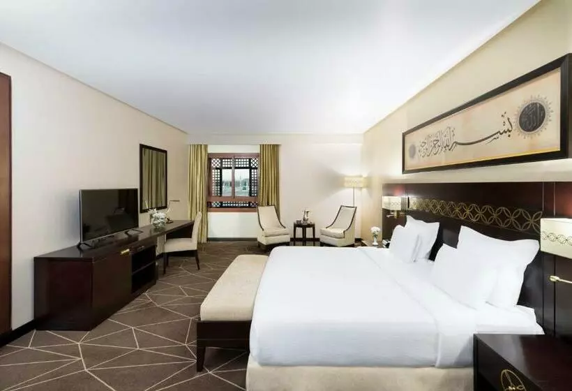Deluxe-huone Näkymä, Pullman Zamzam Madina