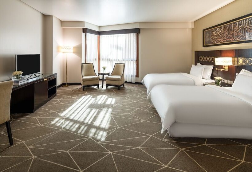 غرفة سوبيريور مطلة على المدينة, Pullman Zamzam Madina