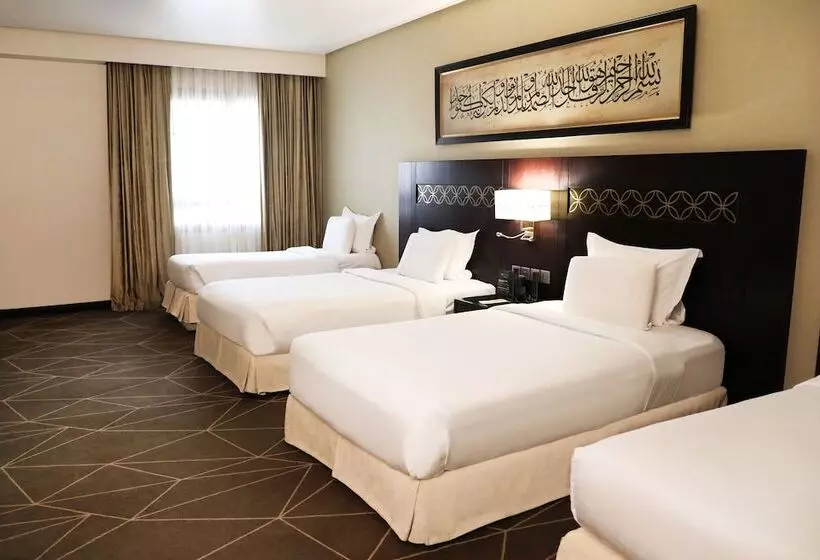 Superior-huone Kaupunkinäkymä, Pullman Zamzam Madina