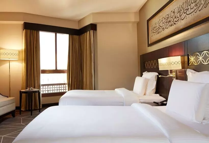 Superior-invahuone, Pullman Zamzam Madina