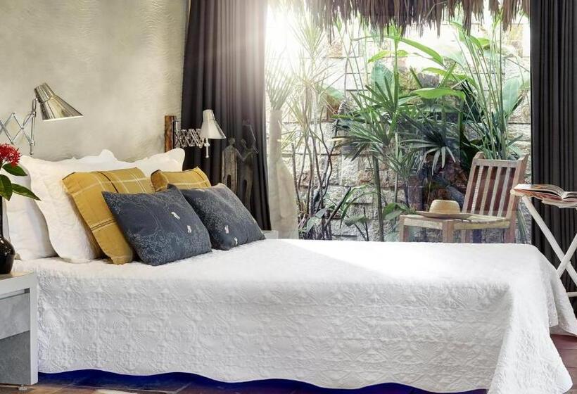 سوییت, The Chili Beach Private Resort