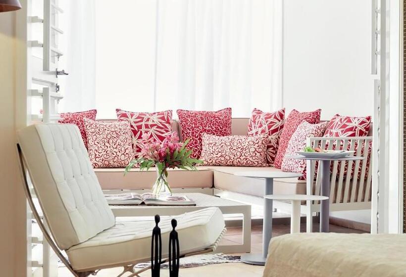 سوییت با چشم‌انداز دریا, The Chili Beach Private Resort