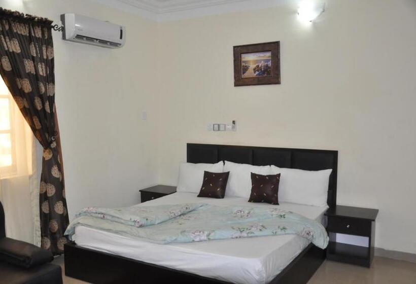 اتاق لوکس با تخت بزرگ, Western Dreams