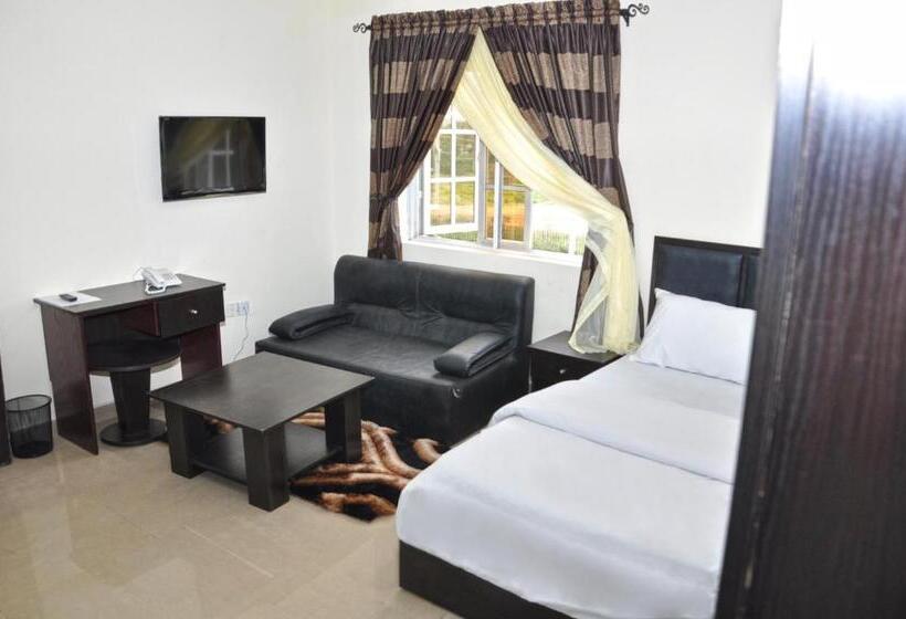 اتاق لوکس با تخت بزرگ, Western Dreams