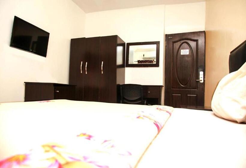 اتاق لوکس یک تخته, Western Dreams