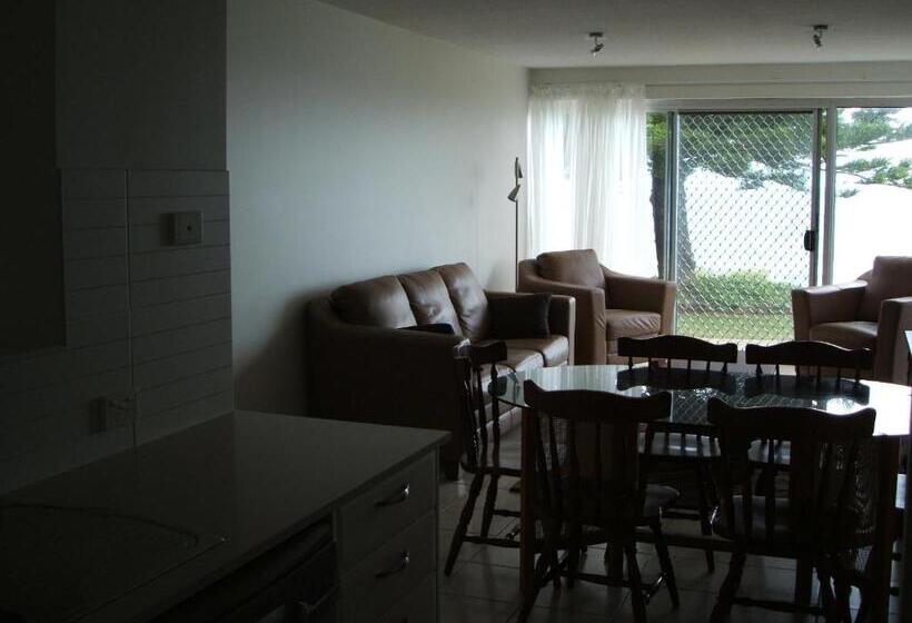 Апартаменты 3 Спальни, King'S Row Holiday Apartments