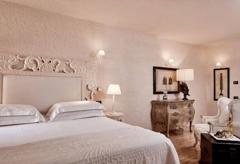 סוויטת ג'וניור נוף לים, La Villa Del Re   Adults Only   Small Luxury Hotels Of The World