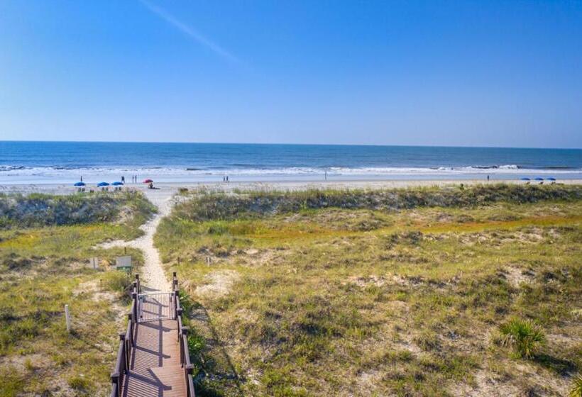 ２ベッドルームアパートメント, Barrington Arms 208