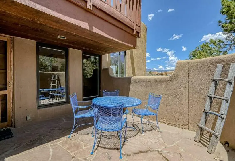 Huoneisto 3 Makuuhuonetta, Quail Ridge Condo