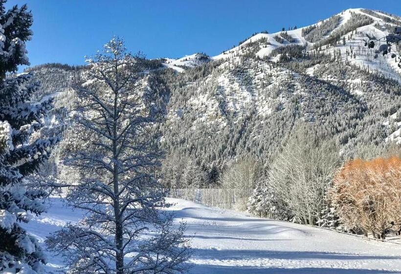 شقة 3 غرف, Ketchum Bliss