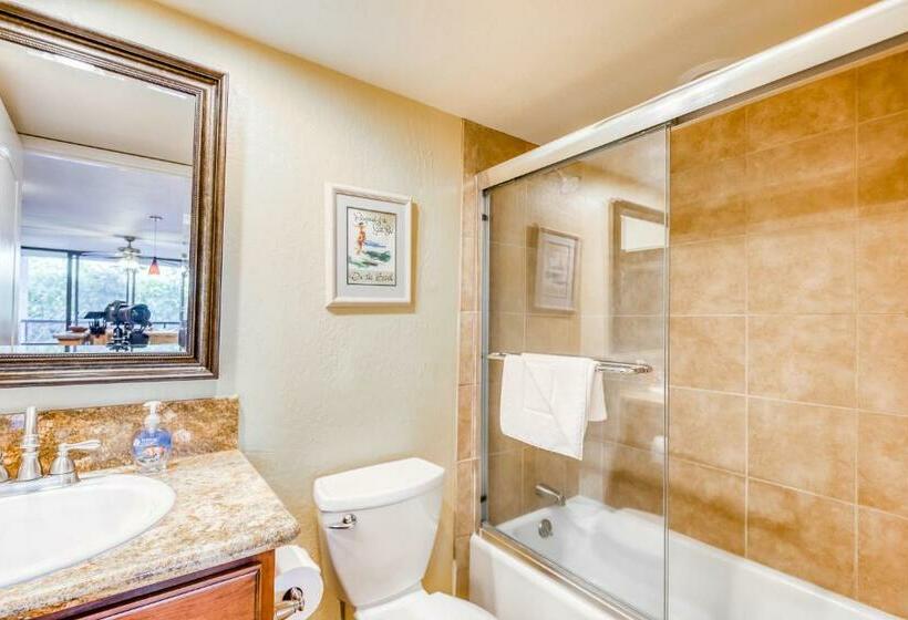 شقة غرفة واحدة, Kona Pacific C421