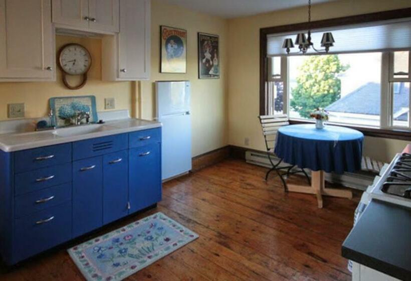 آپارتمان 1 خوابه, Morning On The Atlantic