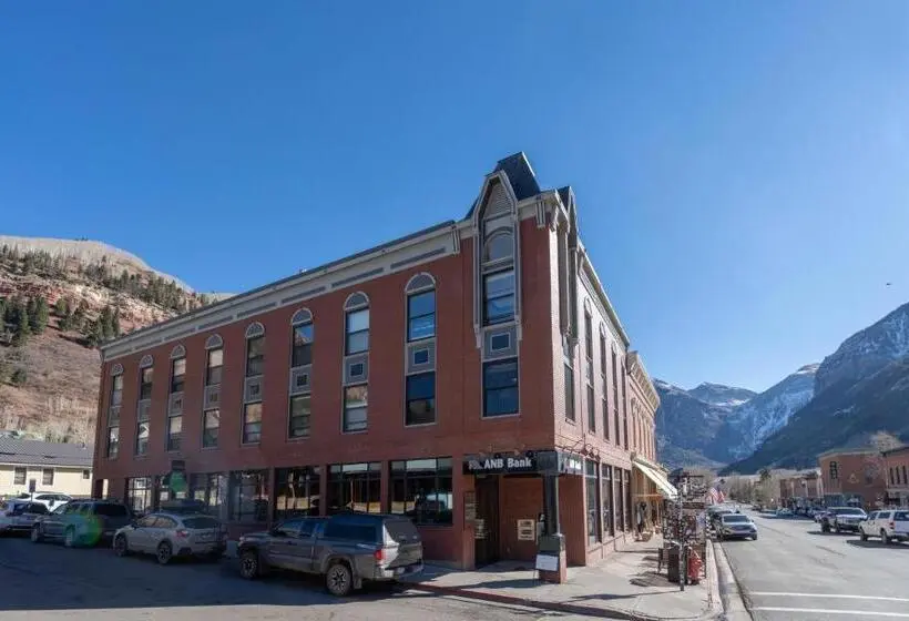 ２ベッドルームハウス, Colorado Ave East 101   Ski Loft House
