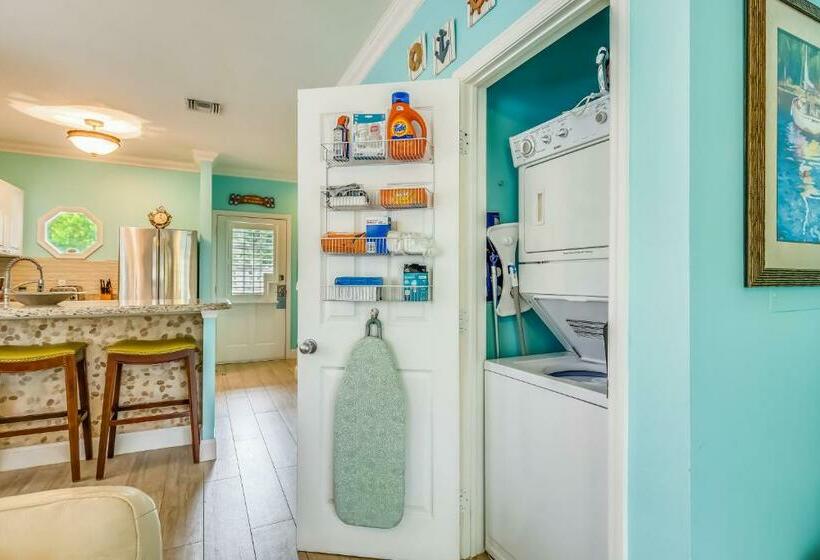 شقة غرفتين, Harbor Villa