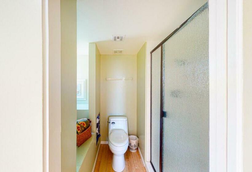 Апартаменты 2 Спальни, Midtown Mountain View Villa