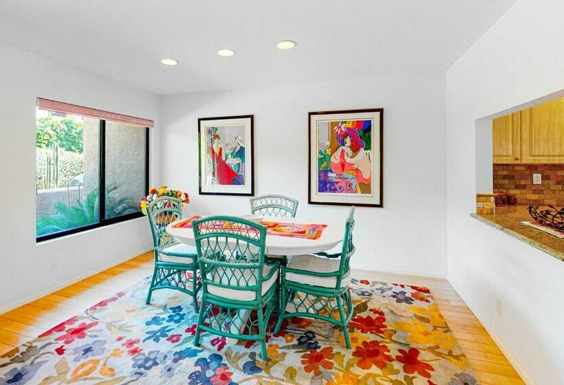 Апартаменты 2 Спальни, Midtown Mountain View Villa