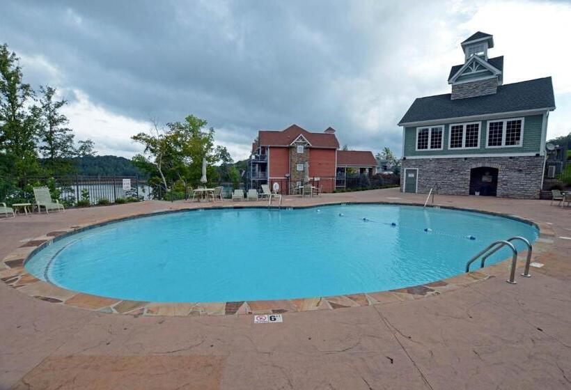 شقة 3 غرف, Bend Of The River