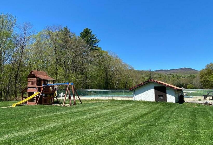 침실 1개 아파트, Bunker Lane Golf Course