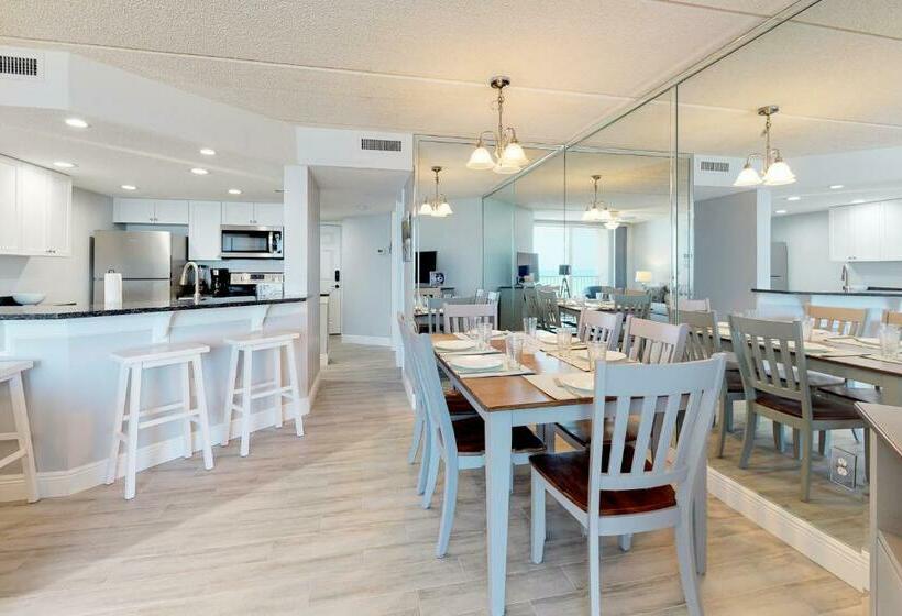 带2个卧室的公寓, Southpoint #303